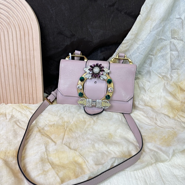 95新 MIU MIU/缪缪 淡粉太阳花翻盖斜挎包