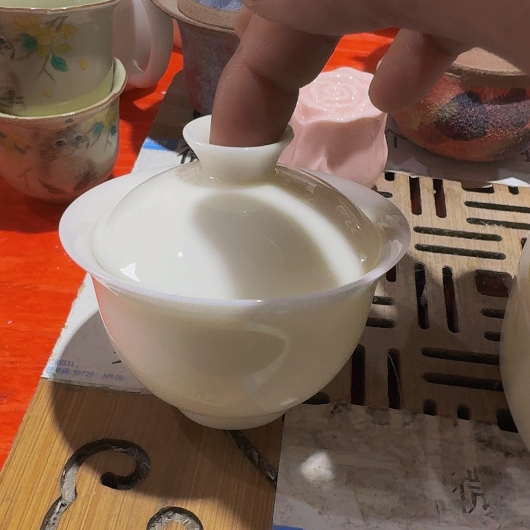 瑕疵茶具。介意勿拍