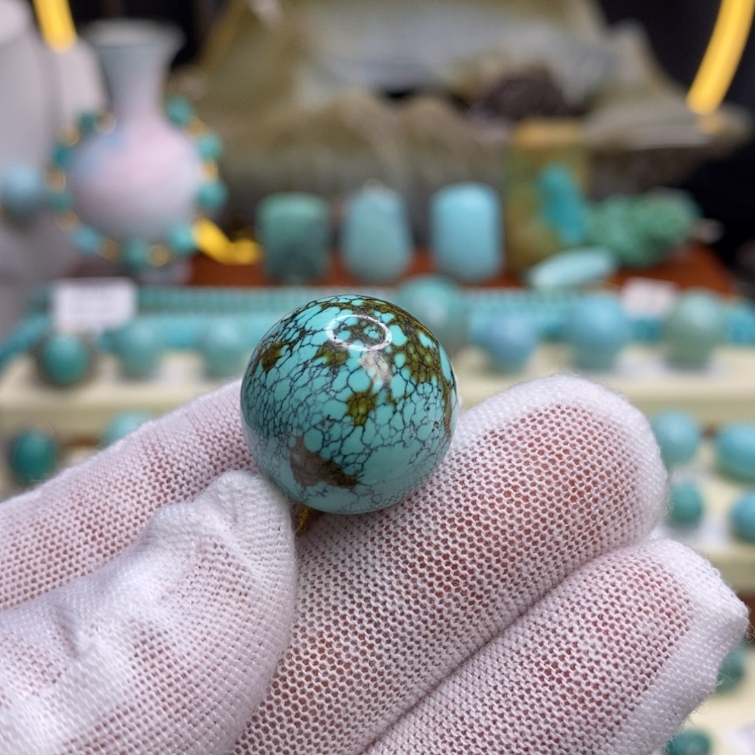 绿松石未镶嵌珠宝奇石19.2