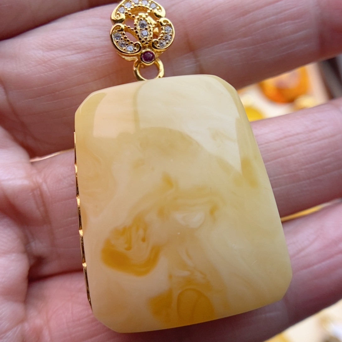 琥珀颈饰银S925镀金镶嵌