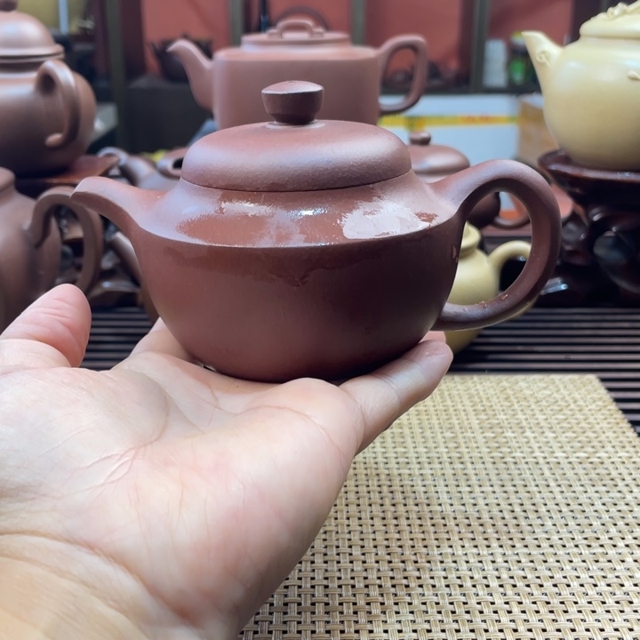 茶壶紫砂紫泥汉云半手