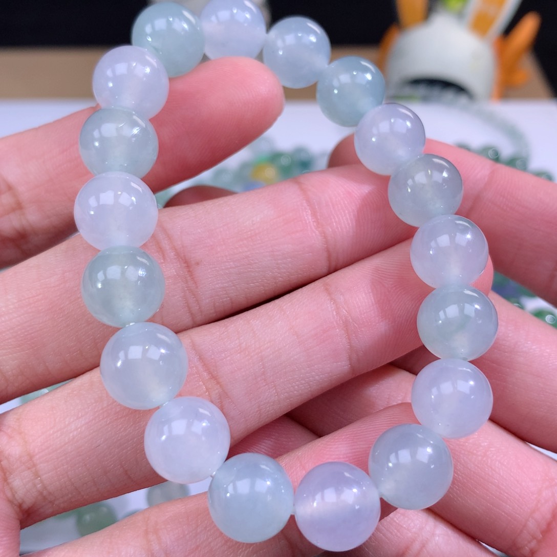 翡翠手链未镶嵌卡10.7mm