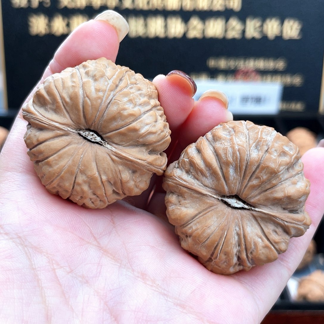 把件文玩核桃41超精扁圆满肉凹底41s8