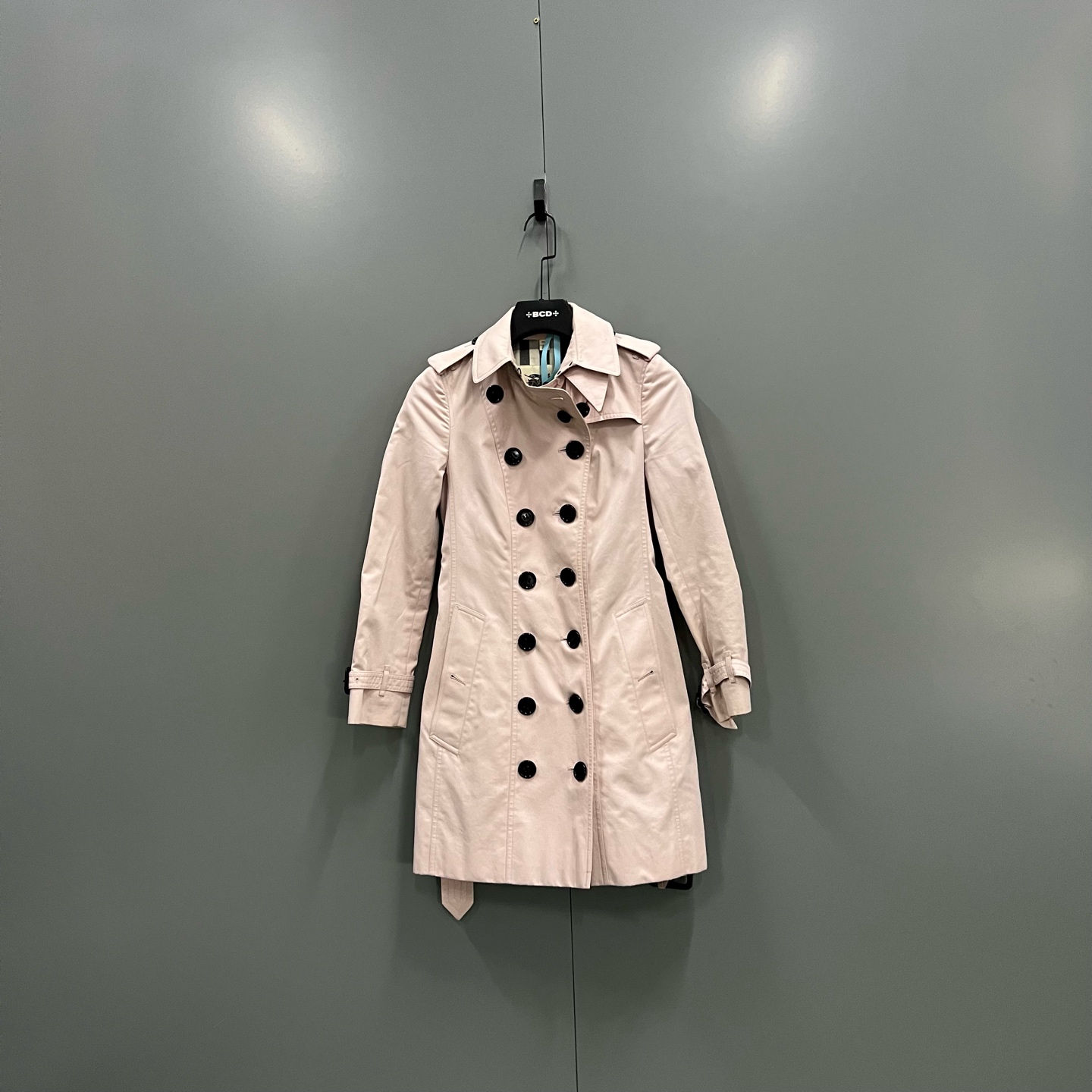 95新 BURBERRY/博柏利 zz5 淡粉色双排扣风衣 34码/98新/206285