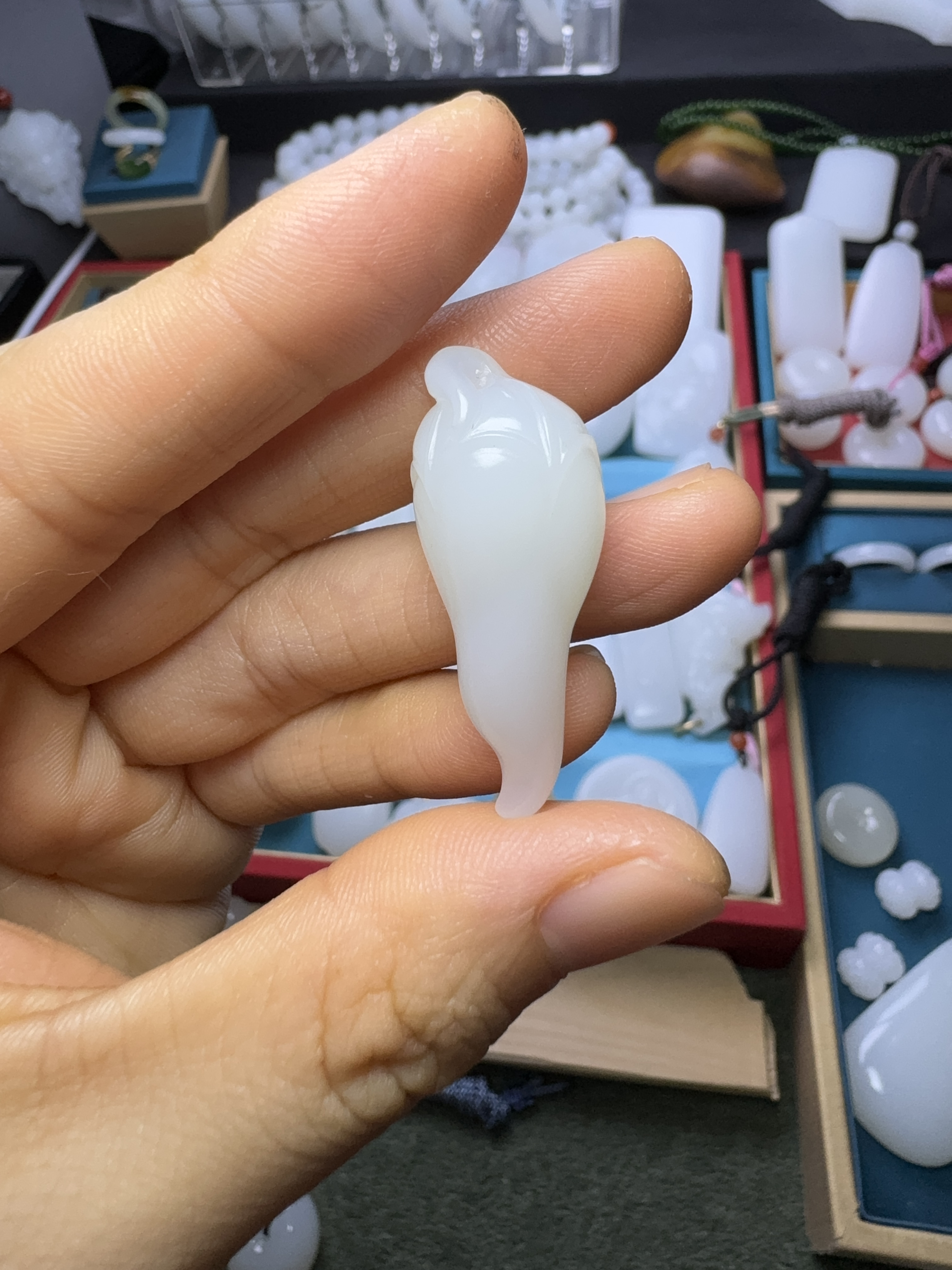 新疆和田玉白玉辣椒