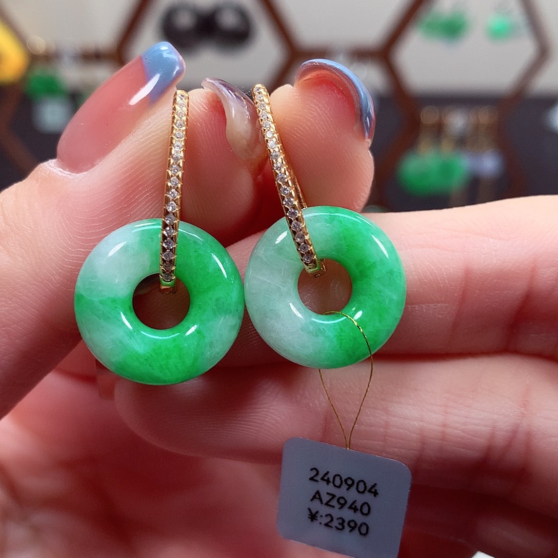 翡翠耳饰银S925镶嵌天然翡翠