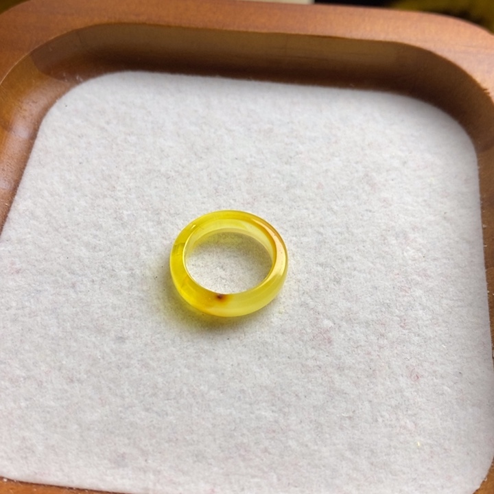 蜜蜡裸石未镶嵌微瑕，尺寸13加