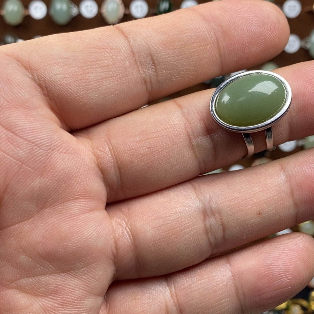 和田玉（青白玉）戒指合金