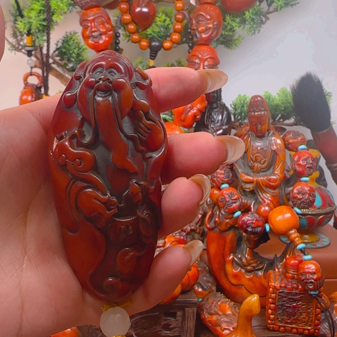 琥珀裸石未镶嵌手把