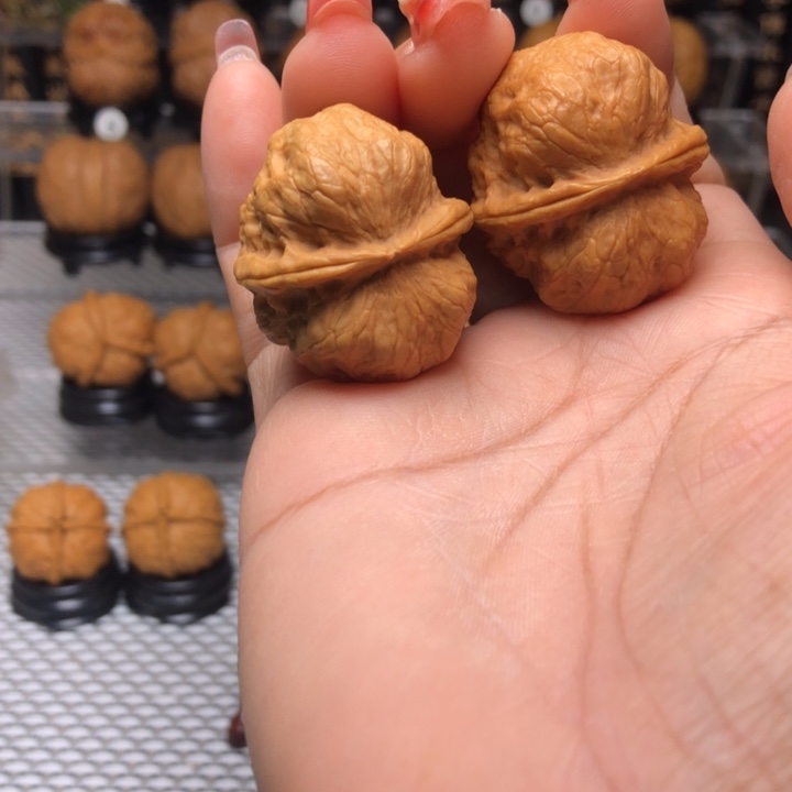 橄榄核吊坠1玉龙金蟾