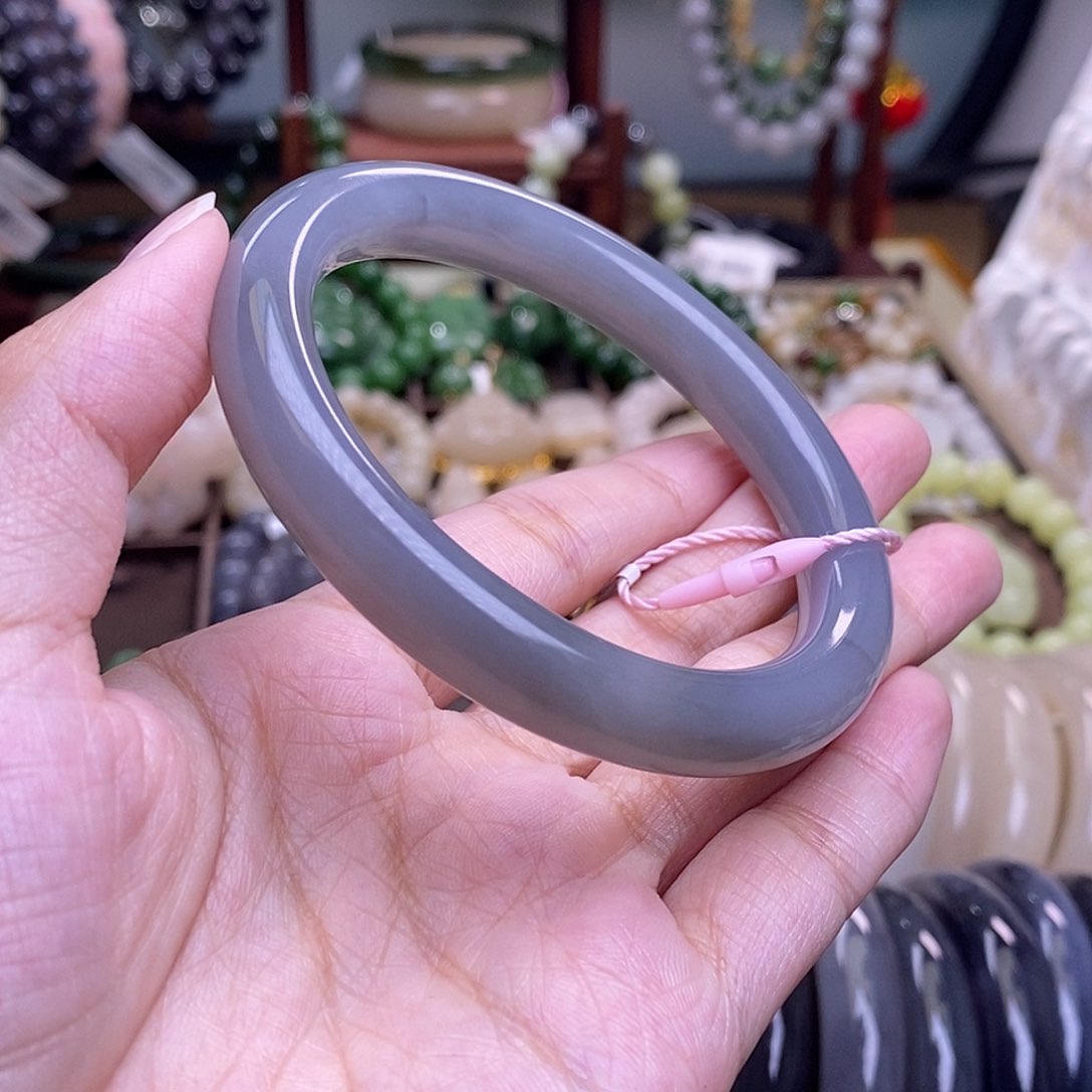 和田玉56.6福利浓烟紫老矿料美人手镯未镶嵌