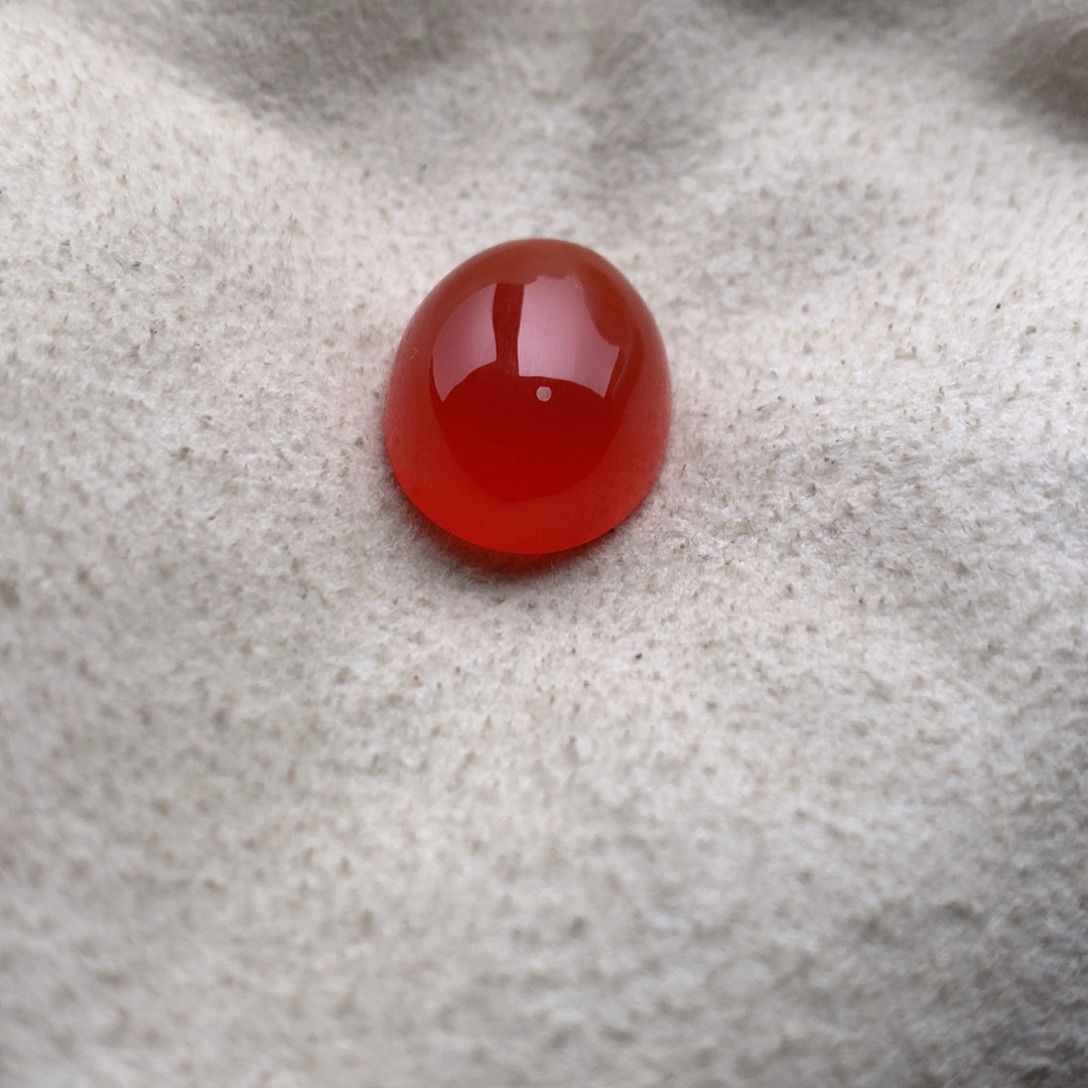 南红玛瑙未镶嵌保山天然原矿南红河湾冰红蛋面