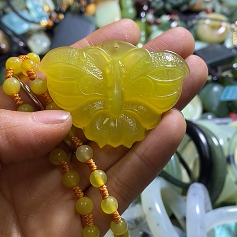 岫玉颈饰未镶嵌挂件