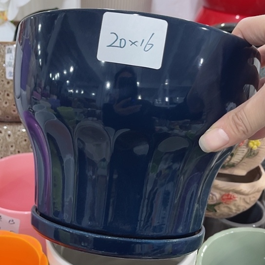 多肉绿植陶瓷花盆9.9包邮，有孔