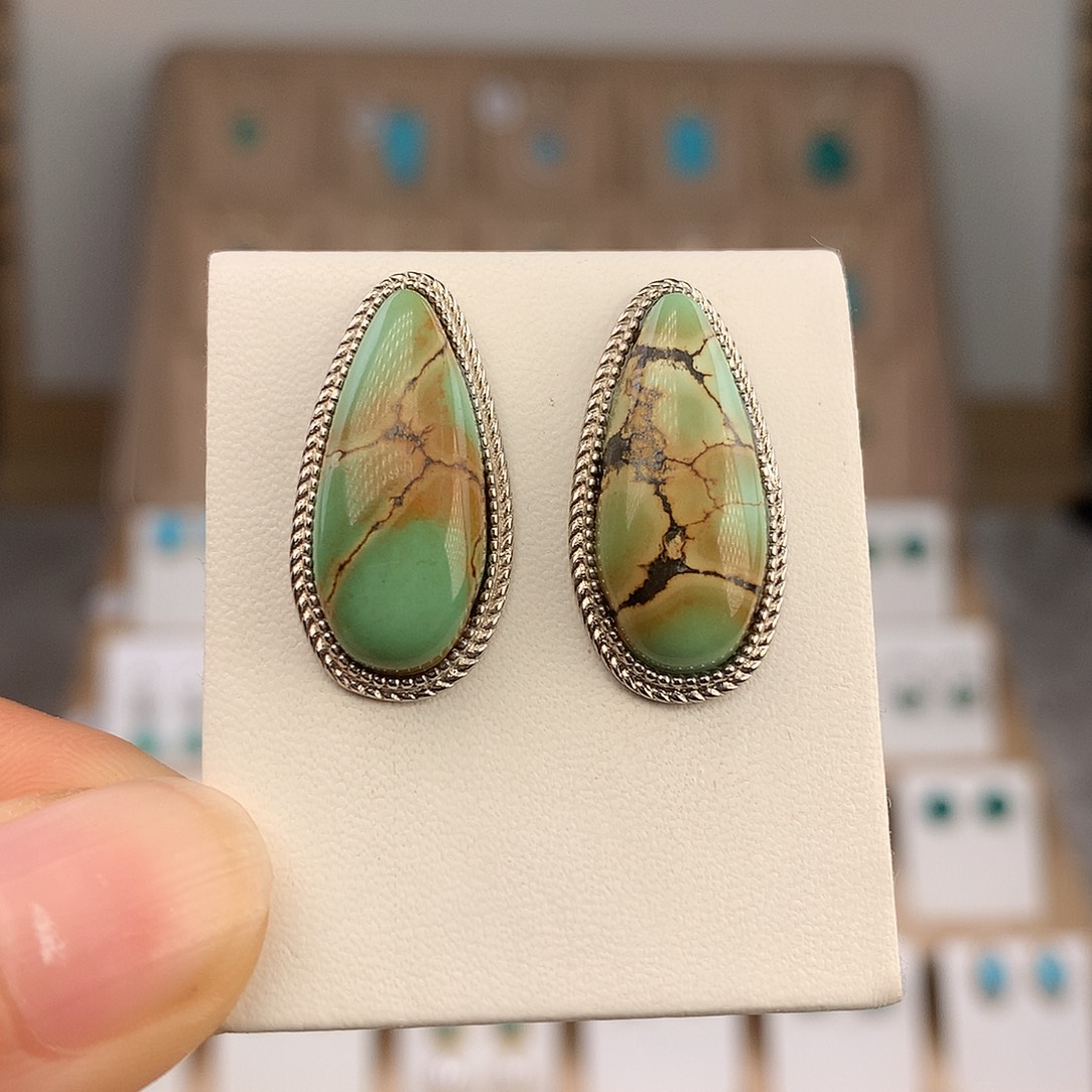 绿松石银S925镶嵌耳饰