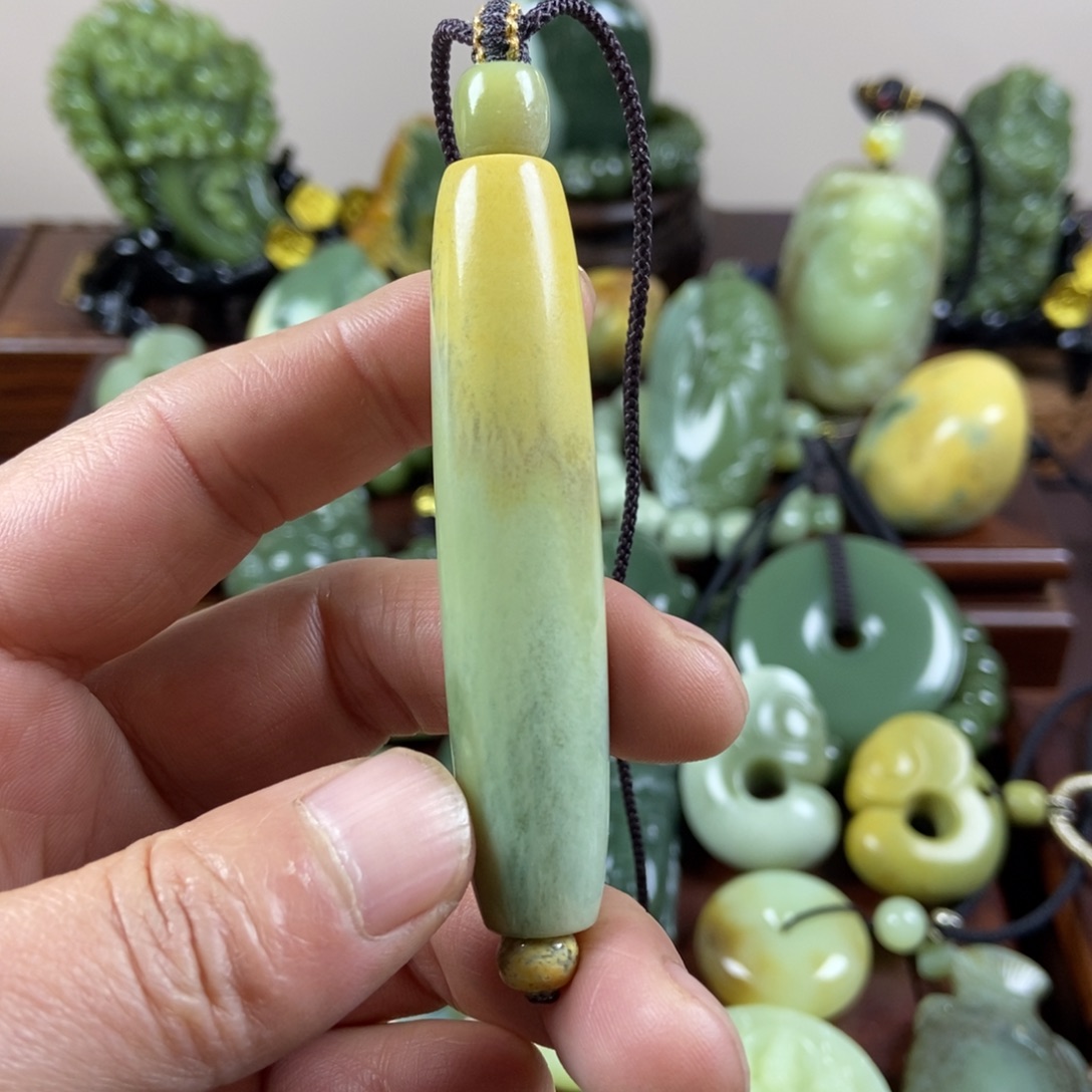 岫岩河磨玉（透闪石质玉）未镶嵌珠宝奇石