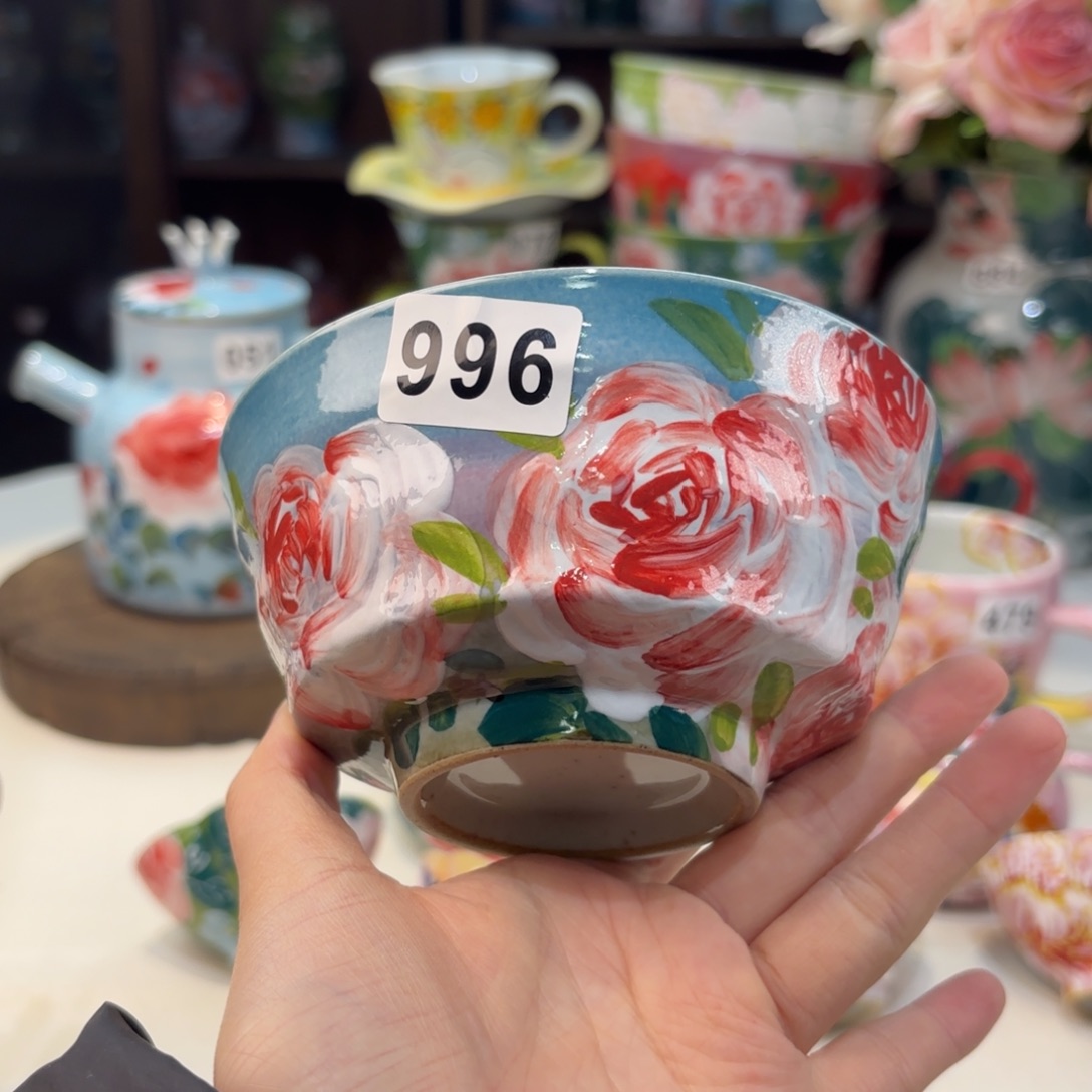 瓷片兔兔好可爱啊我