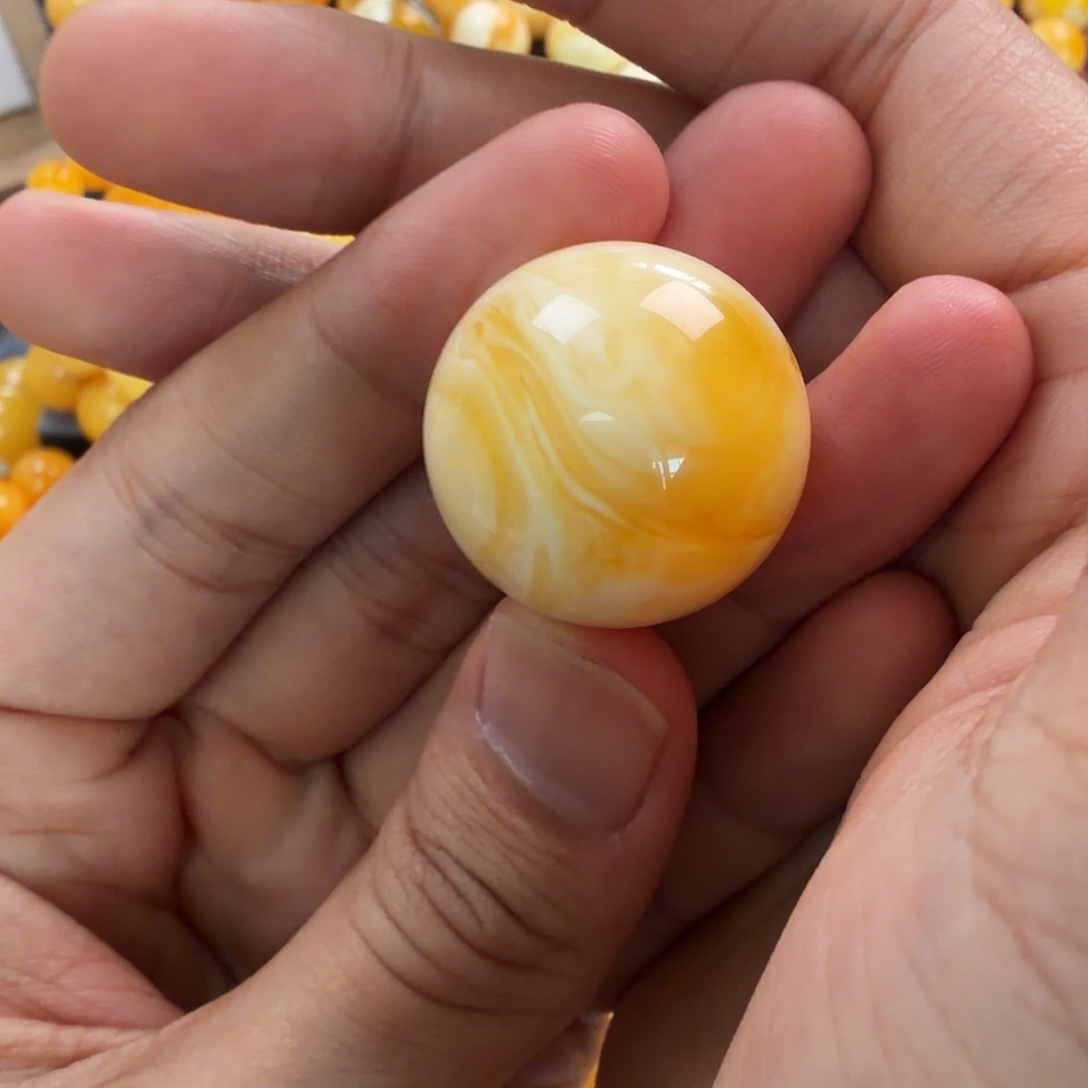 琥珀未镶嵌珠宝奇石25mm