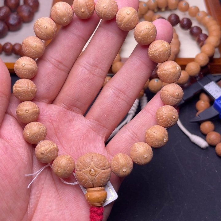 姜***乐凤眼菩提吊坠凤眼