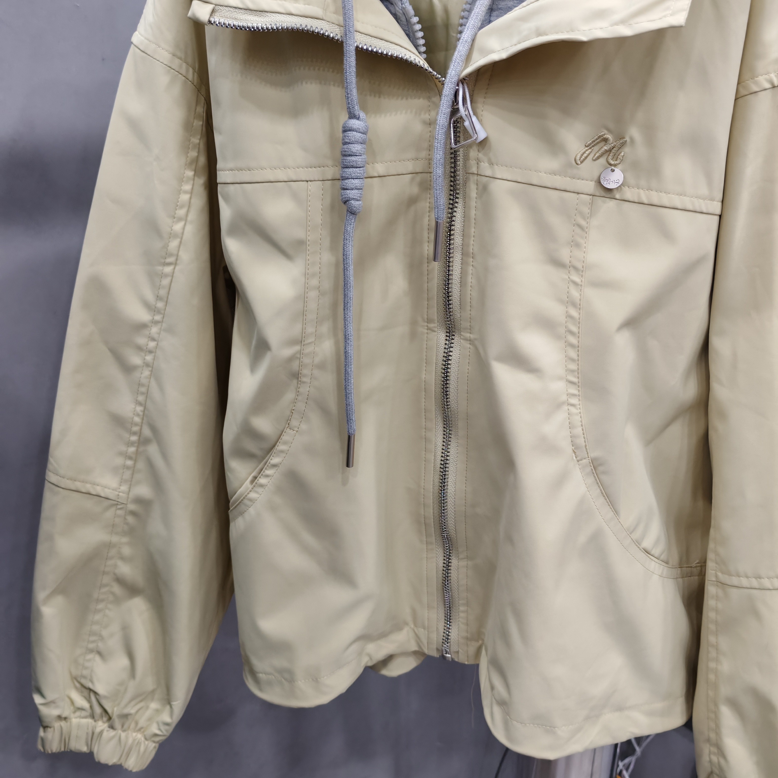 2025年秋季新款金豆豆童装潮款外套