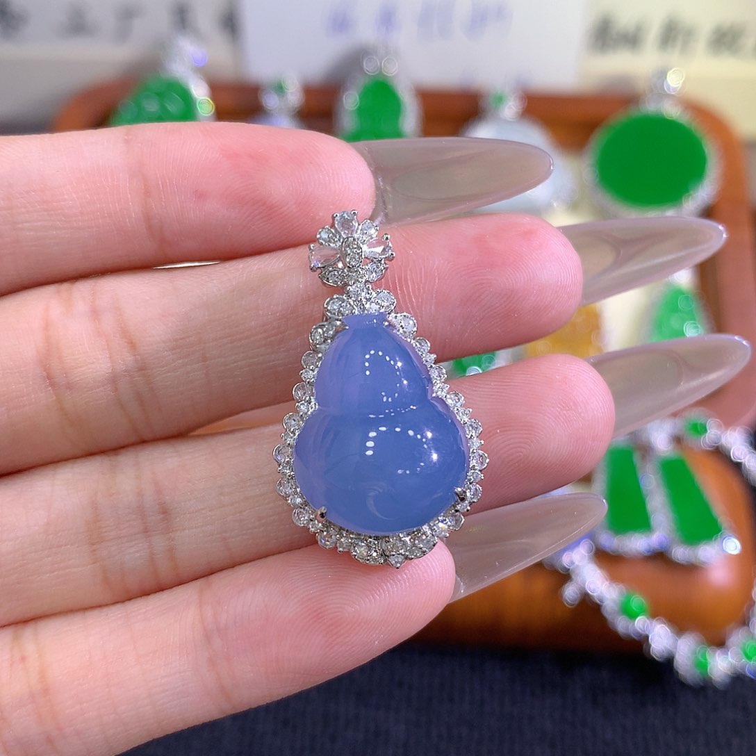 【闪购商品】翡翠18K金镶嵌吊坠(不含链)葫芦