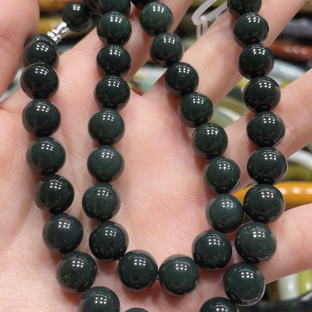 和田玉手串未镶嵌