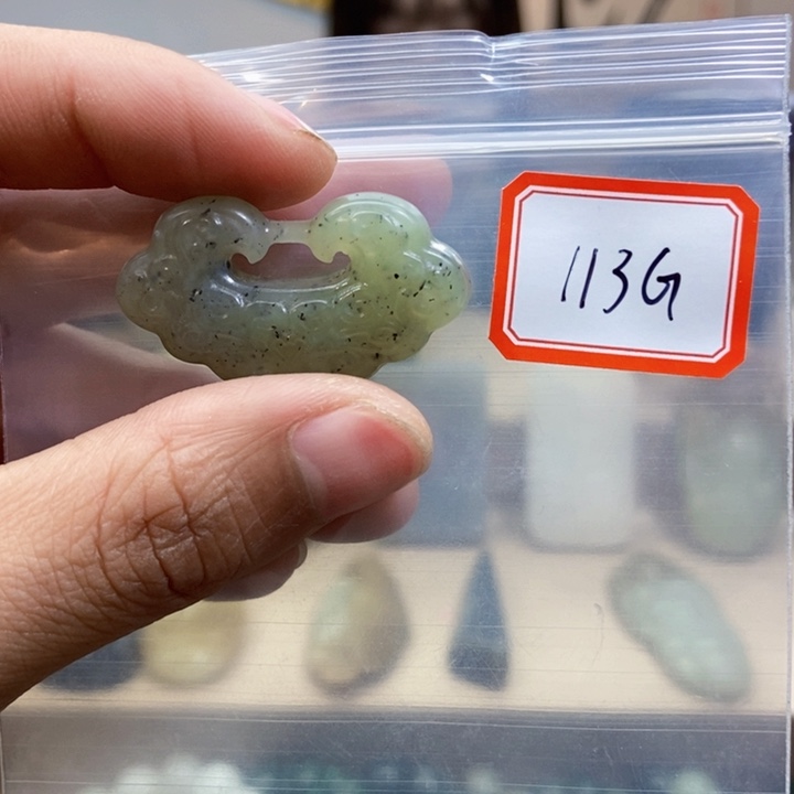 未镶嵌和田玉挂件