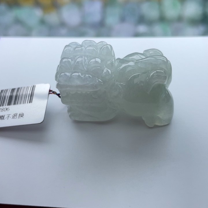 翡翠颈饰未镶嵌貔貅