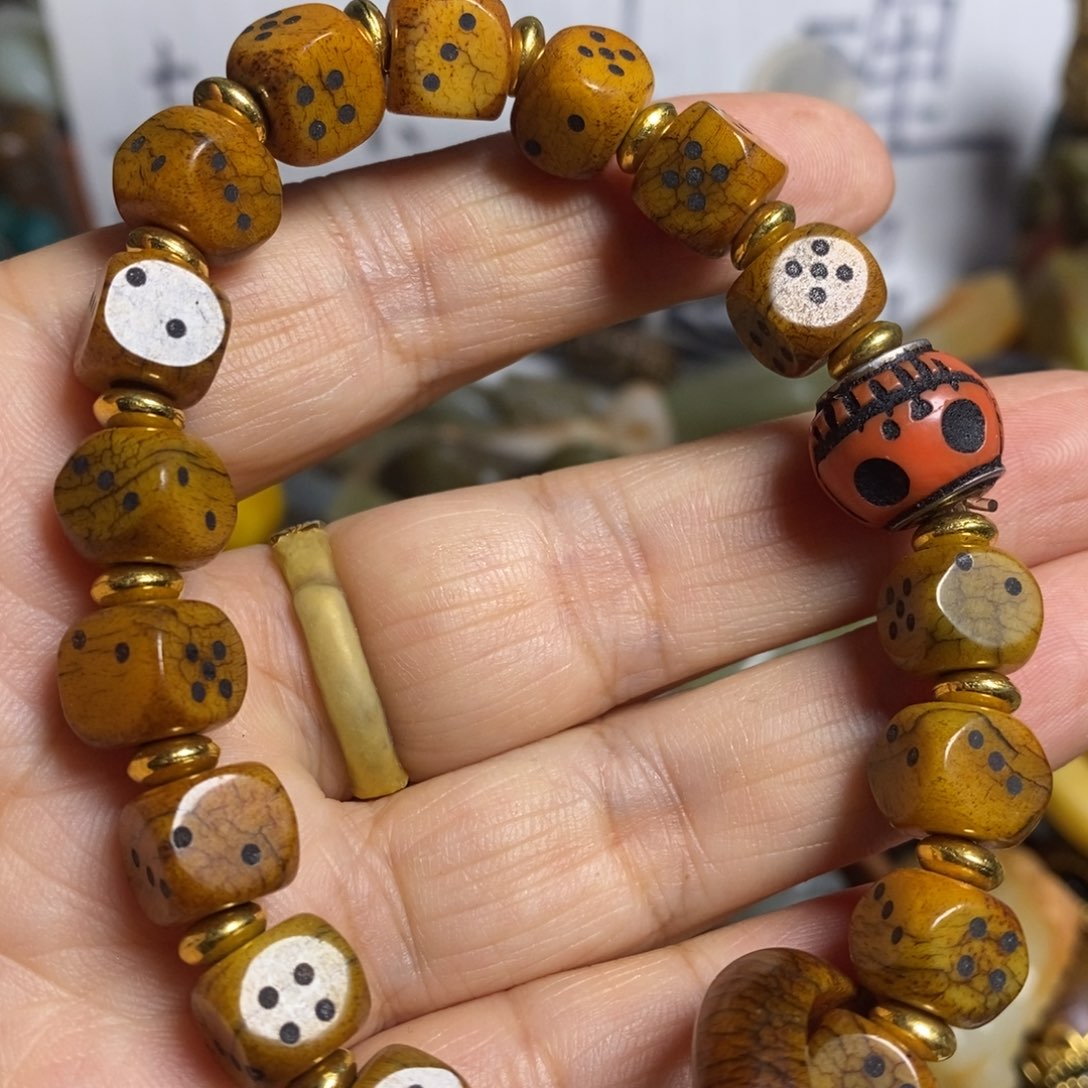 滴血莲花菩提吊坠