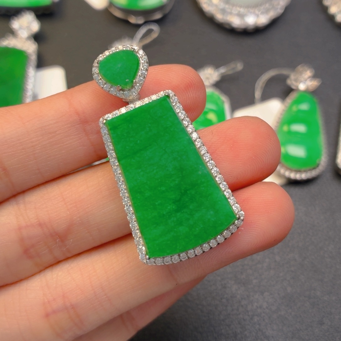 翡翠银S925镶嵌颈饰