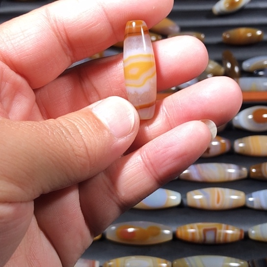 玛瑙/玉髓合金颈饰