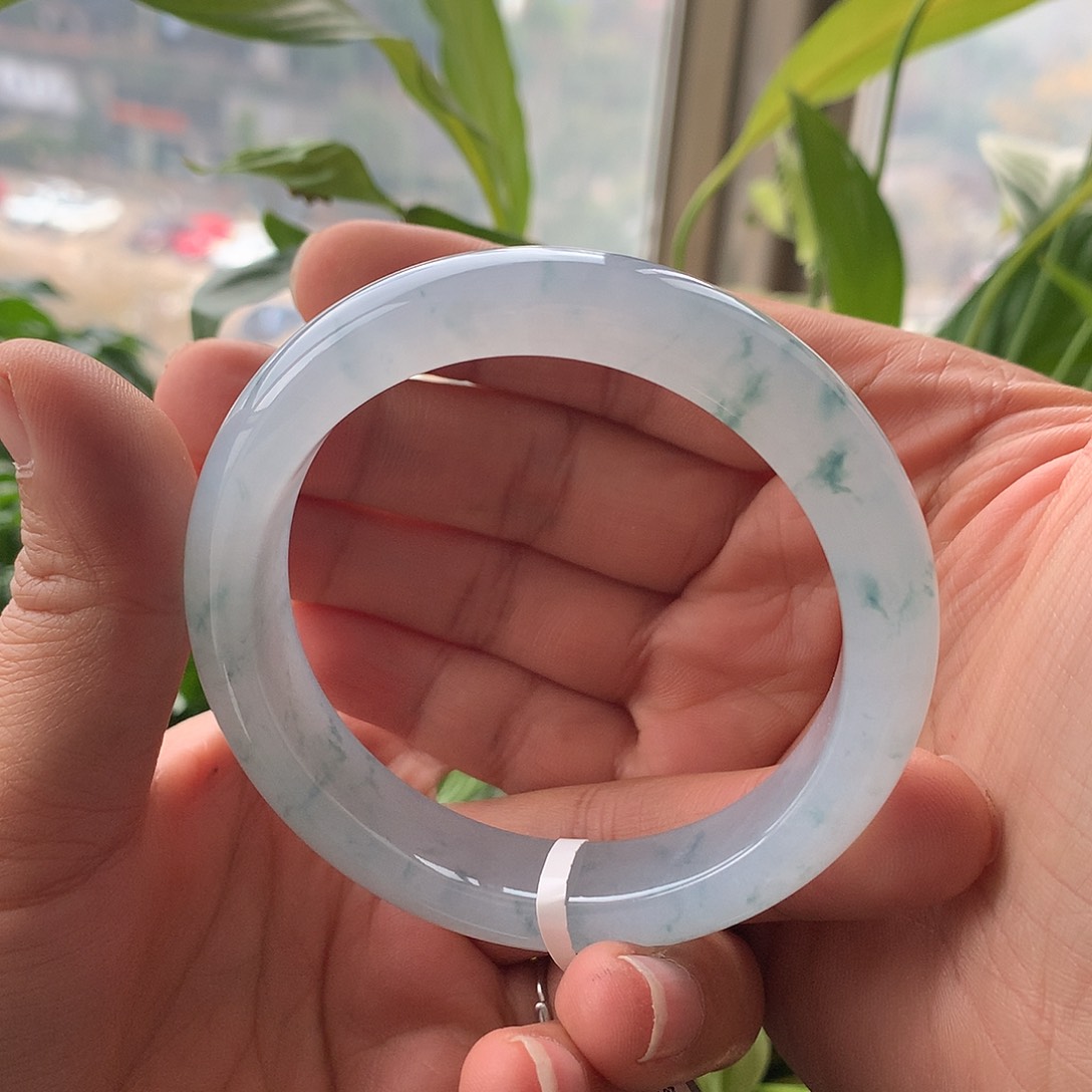 我***儿翡翠未镶嵌手镯3号