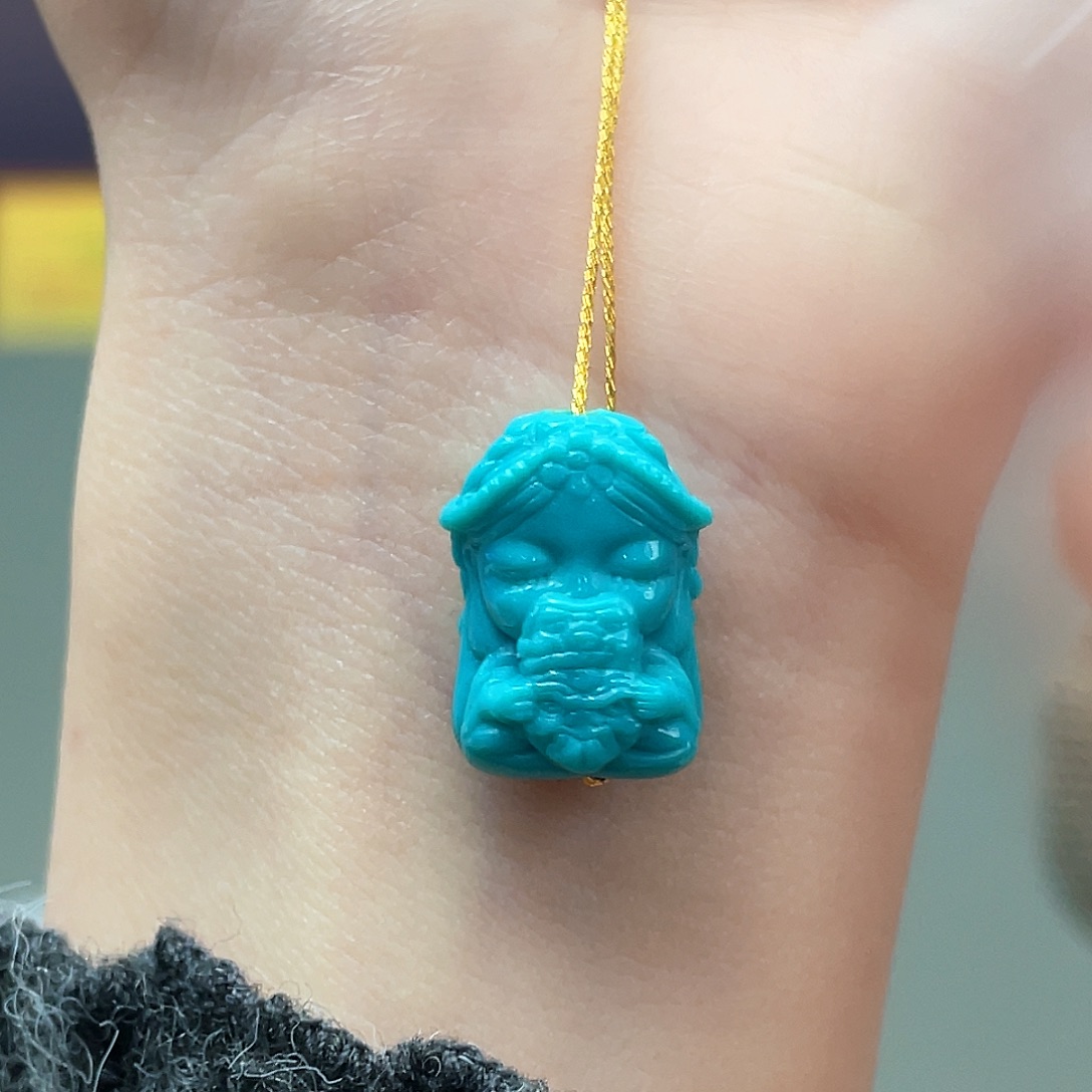 绿松石未镶嵌颈饰