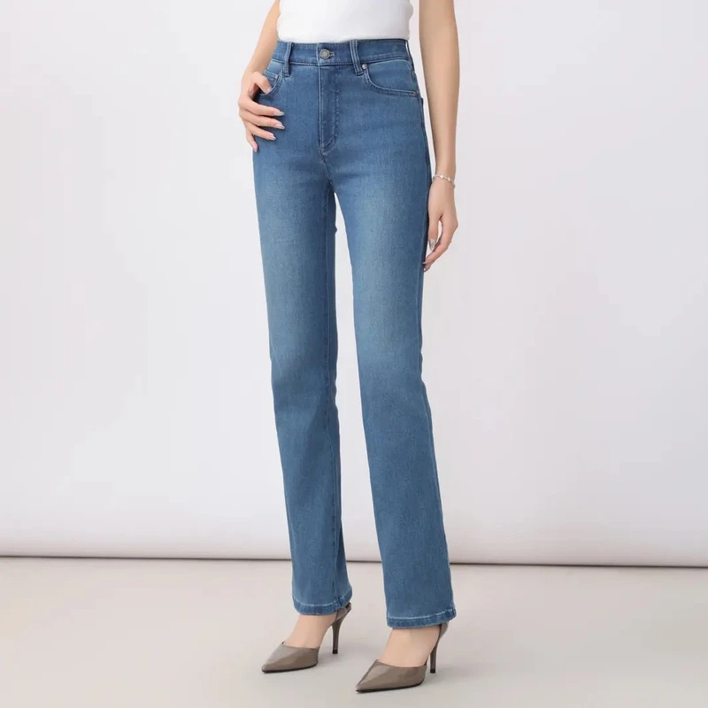 AMASS/阿玛施秋冬新款弹力显瘦百搭休闲加绒微喇牛仔裤女5100481