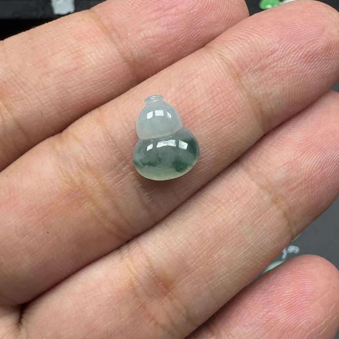 翡翠配石12.5-10-4.2