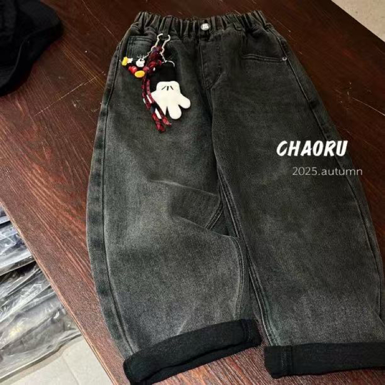 219童装宽松牛仔裤