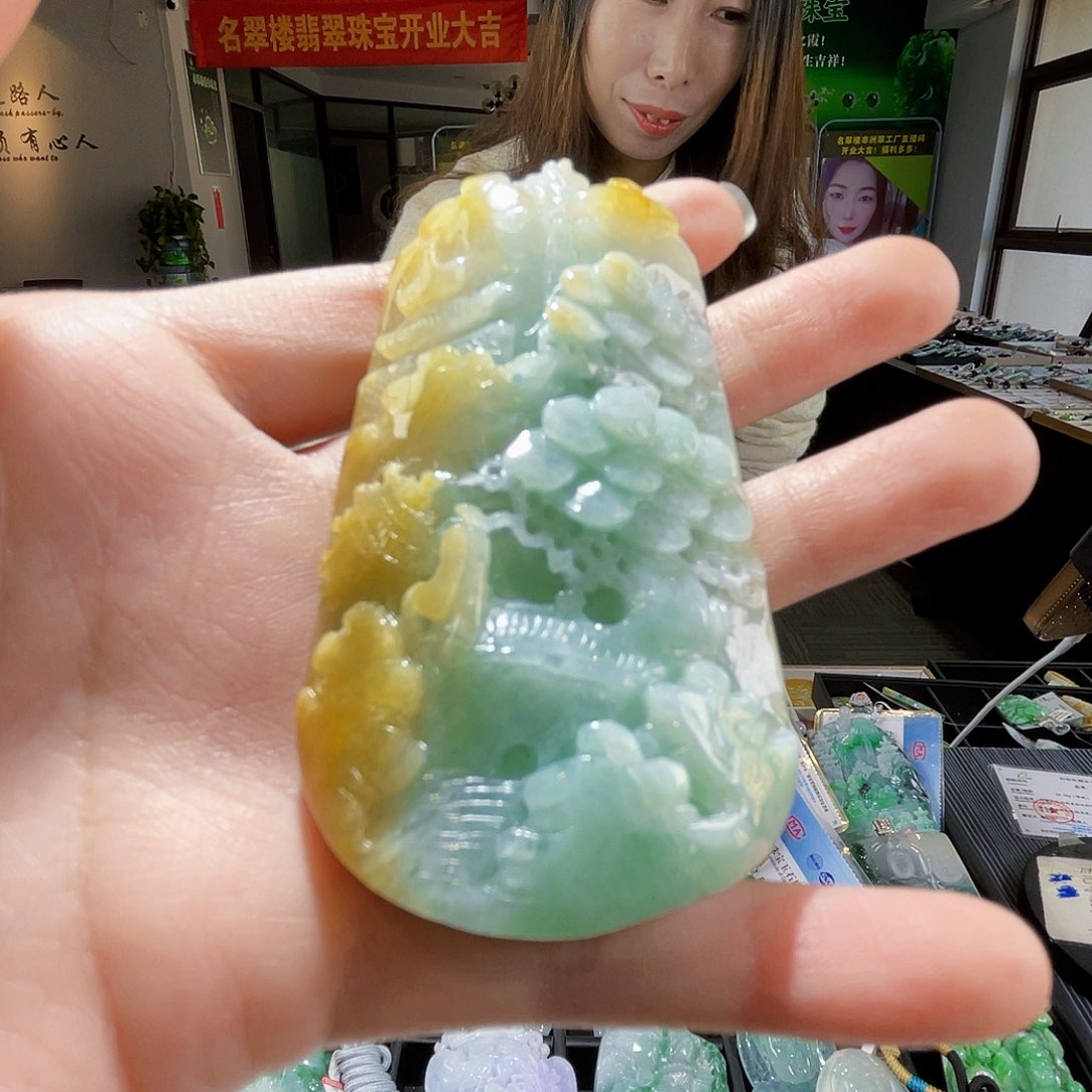 颈饰未镶嵌翡翠翡翠