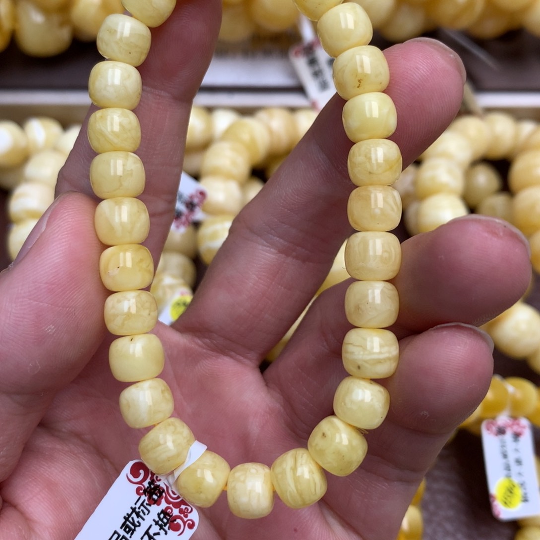 琥珀未镶嵌珠宝奇石4