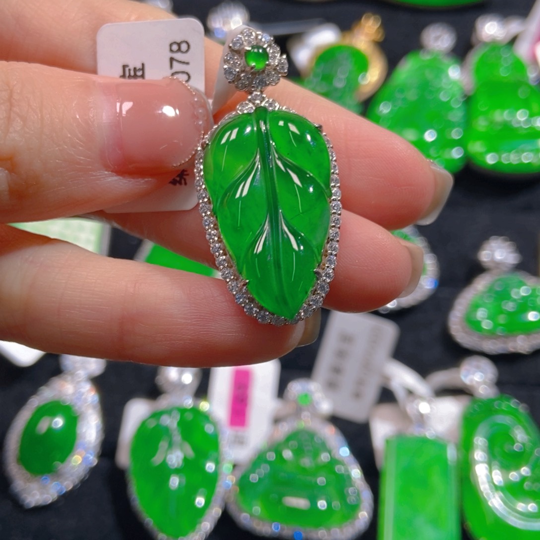 翡翠吊坠(不含链)银S925镶嵌