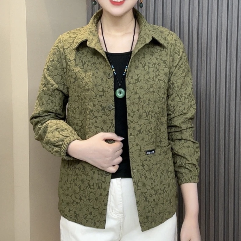 洋气太阳花翻领薄款外套女春季新款中年妈妈装休闲减龄显瘦上衣