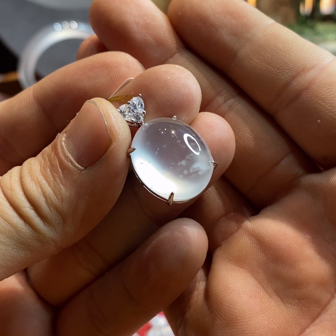 石英质玉颈饰银S925镶嵌