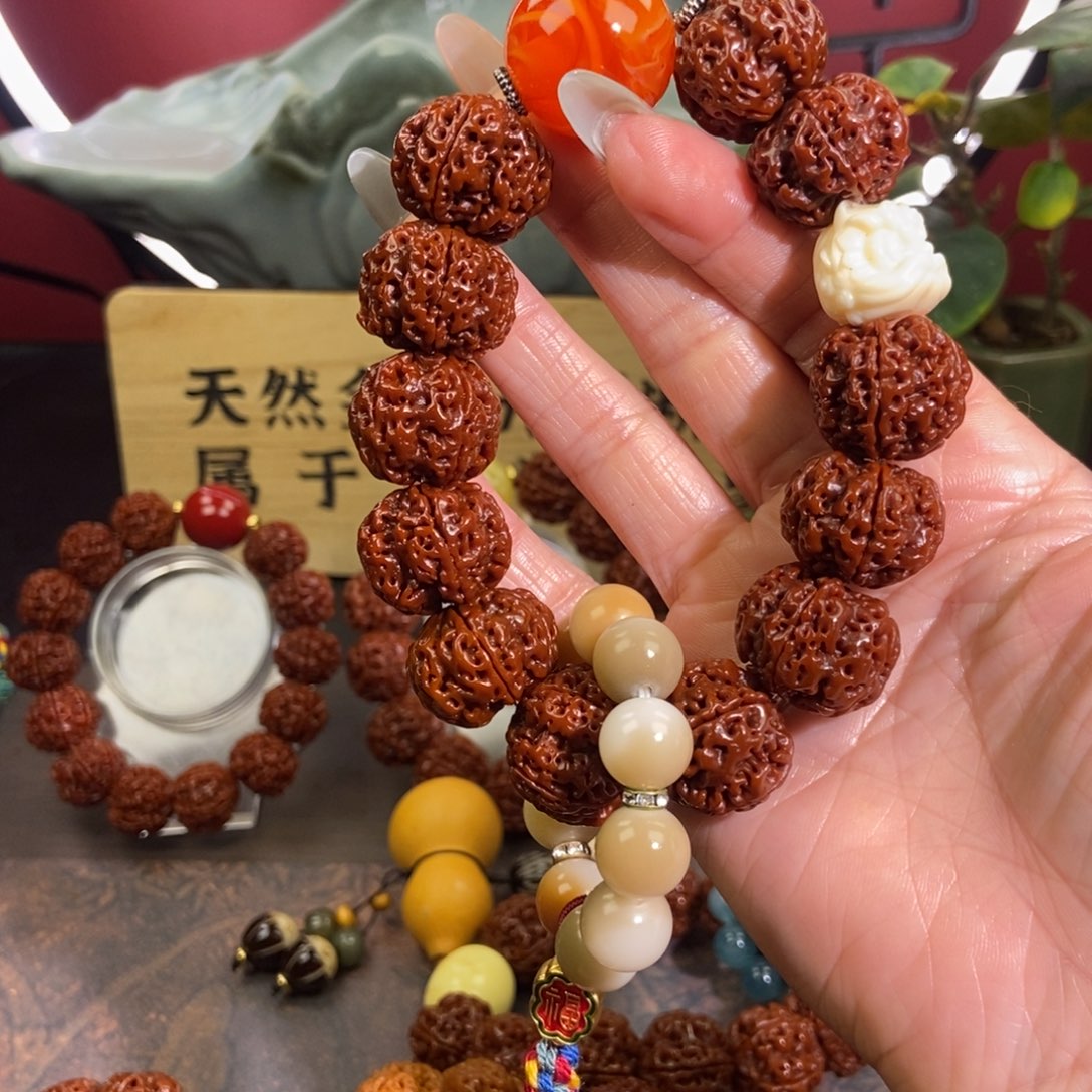 金刚菩提吊坠521。             