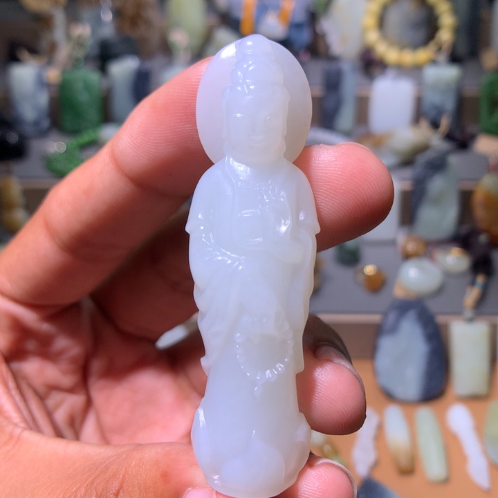 美***红和田玉未镶嵌颈饰