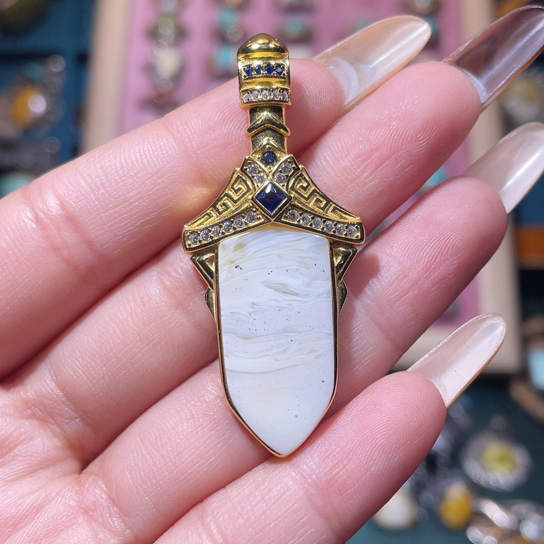 琥珀银S925镀金镶嵌颈饰吊坠