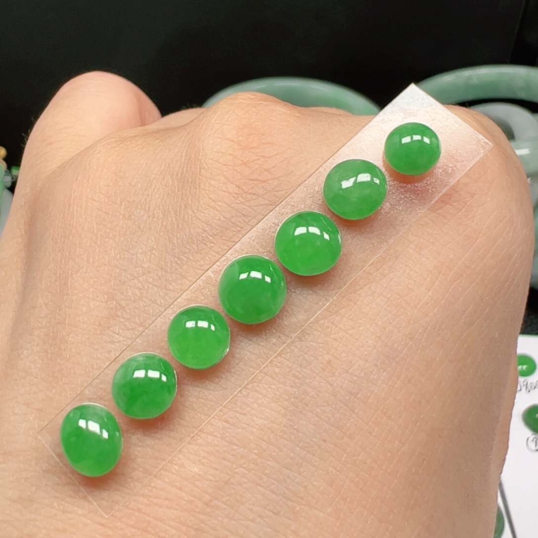 翡翠未镶嵌耳饰蛋面