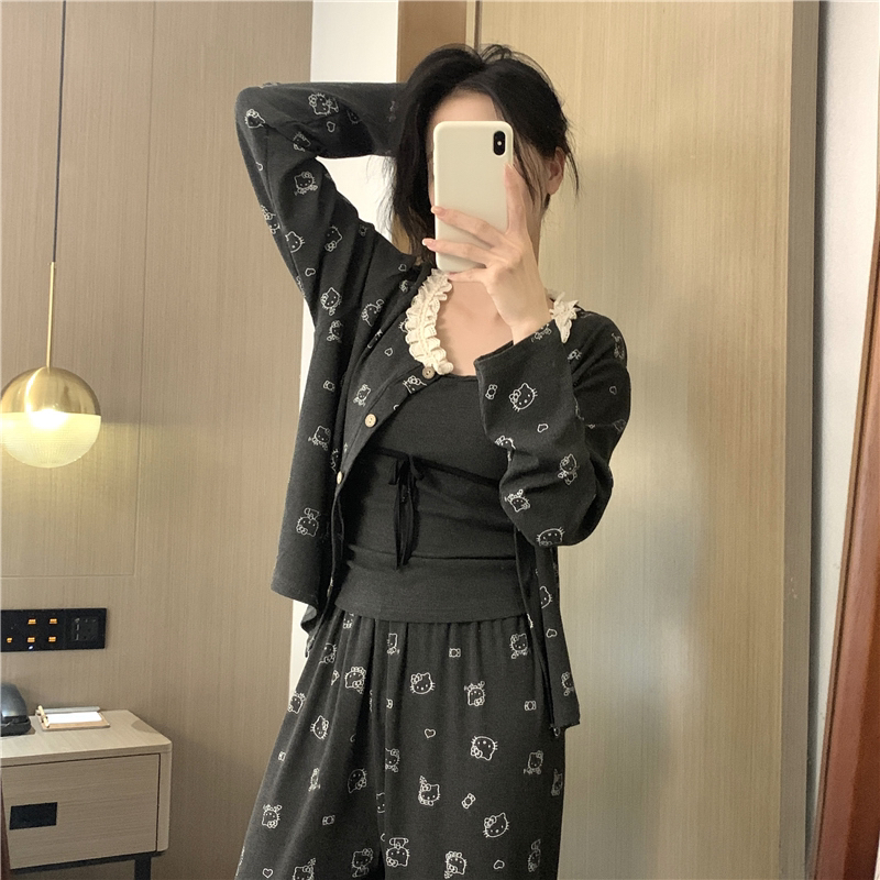 2025新款秋凯蒂猫莫代尔睡衣女春秋冬季薄款吊带蕾丝带胸垫三件套