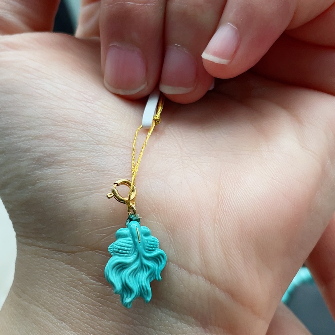 绿松石颈饰未镶嵌