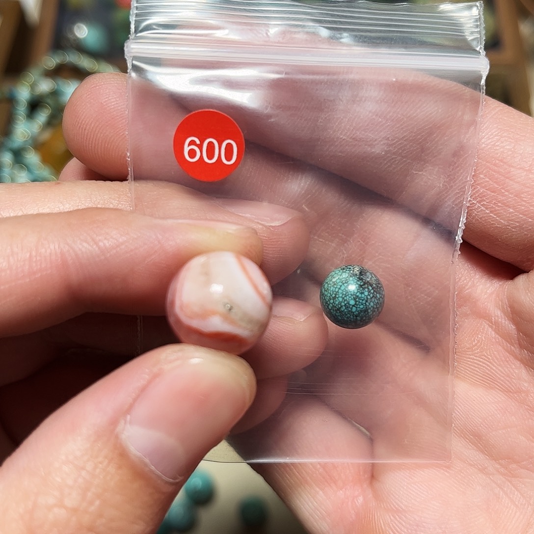 馥***南红玛瑙未镶嵌珠宝奇石