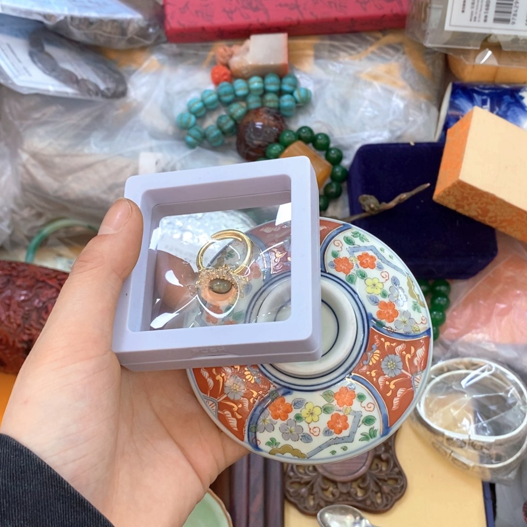 瓷片给哈哈嘎嘎嘎嘎噶哈