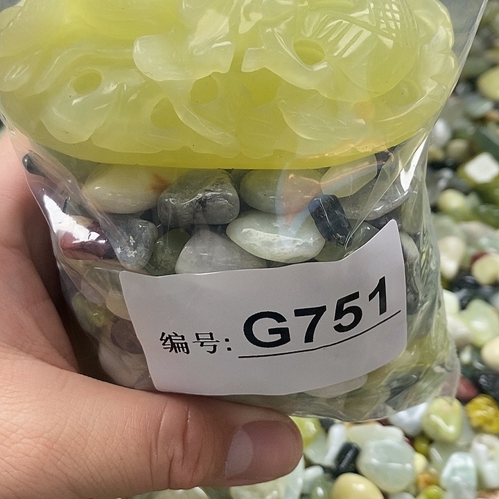 岫玉鱼缸石未镶嵌